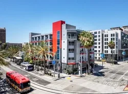 Hotel Mai Downtown Long Beach