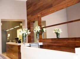 FAIAS - Boutique Hotel Accommodation Denver