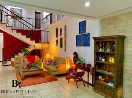 BUENAVISTA INN Accommodation Denver