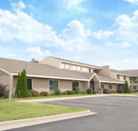 AmericInn by Wyndham Albert Lea - Accommodation Denver