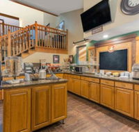 AmericInn by Wyndham White Bear Lake St. Paul - Accommodation Denver