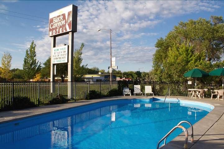 Black Canyon Motel - thumb 2
