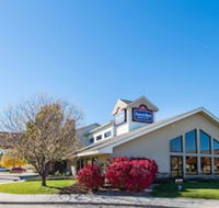 AmericInn by Wyndham Windsor Ft. Collins - Accommodation Denver