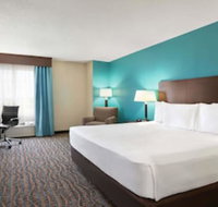 Baymont by Wyndham Evansville East - Accommodation Denver