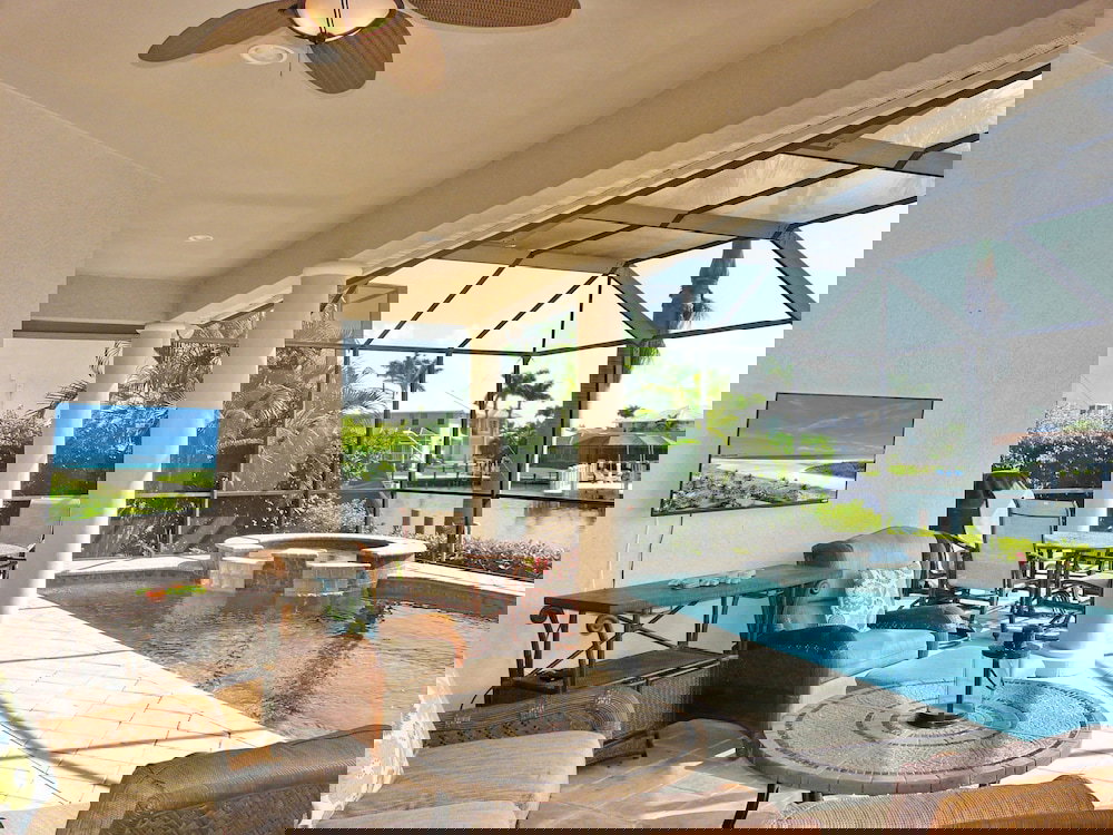 961 Hyacinth Court - thumb 1