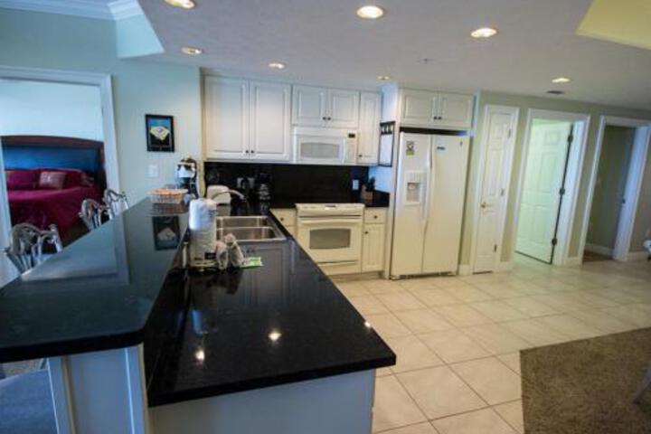 Treasure Island 0205 - thumb 3