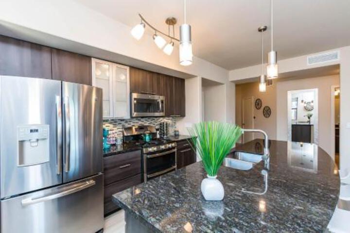  Palacio Scottsdale Luxury King Rooftop Lounge Walk To Shopping & Dining With Parking - thumb 2