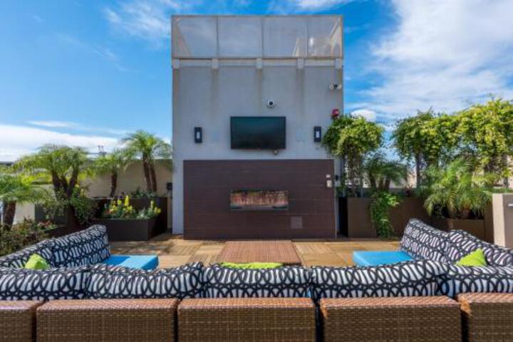  Palacio Scottsdale Luxury King Rooftop Lounge Walk To Shopping & Dining With Parking - thumb 1