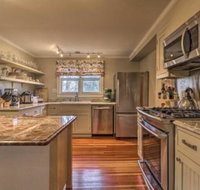 Modern Litchfield Home on  Acre near Town Center - Accommodation Denver