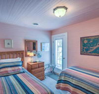 Lakefront Hopatcong House w / Large Porch  Dock - Accommodation Denver