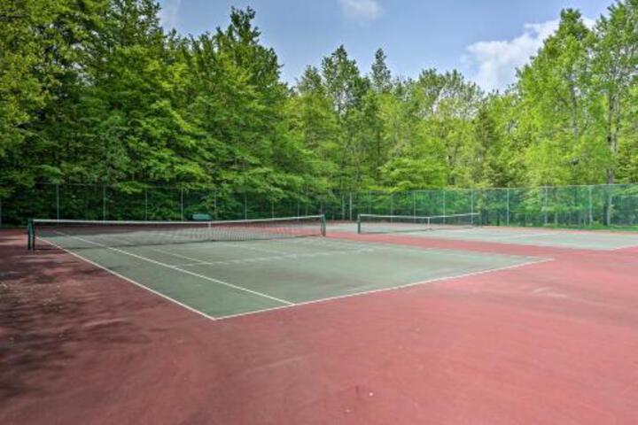 Arrowhead Lake Home W / BBQ & Resort Amenities - thumb 3