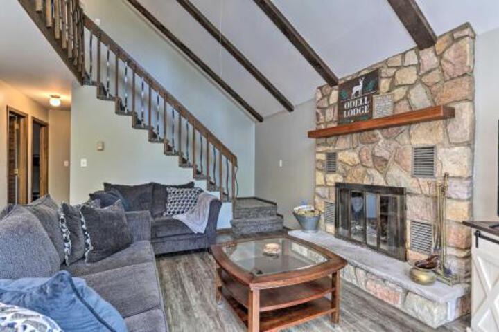 Home With Fire Pit & Game Room 400ft To Lake! - thumb 6