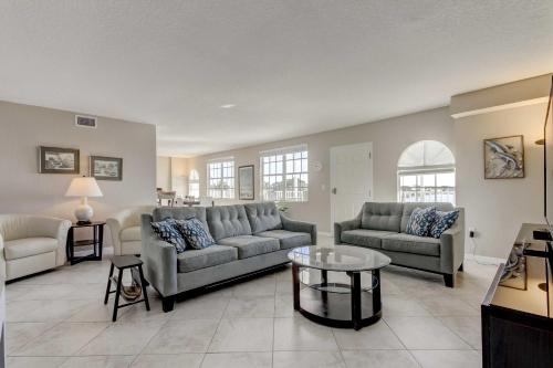 Dockside Condo W / Pool: Walk To Clearwater BCH - thumb 5