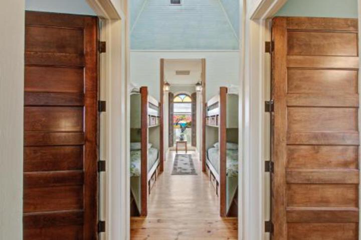 Charisma By The Sea - thumb 5