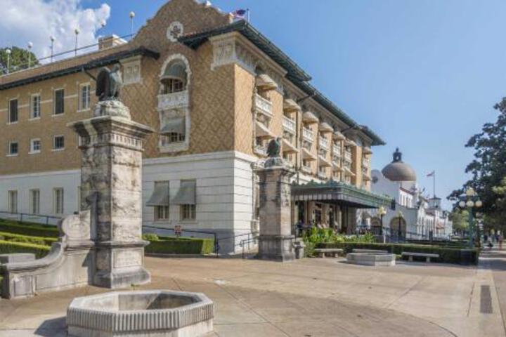 Hot Springs Home Oaklawn Racing Casino Less Than 1 Mi - thumb 6