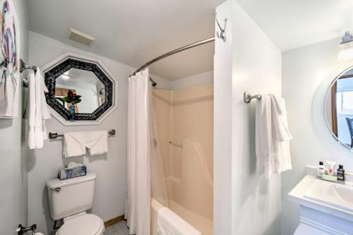 Updated Coastal Retreat With Deck & Ocean Views - thumb 1