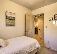 Woodland Retreat with Pool  Nearby Wineries - Accommodation Denver