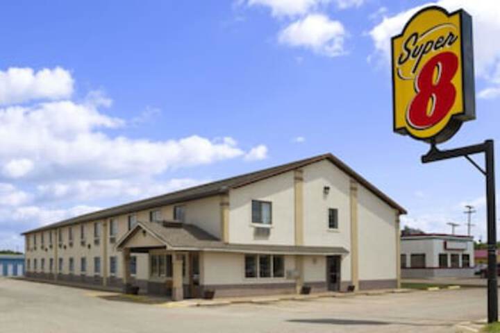 Super 8 By Wyndham Blackwell - thumb 0