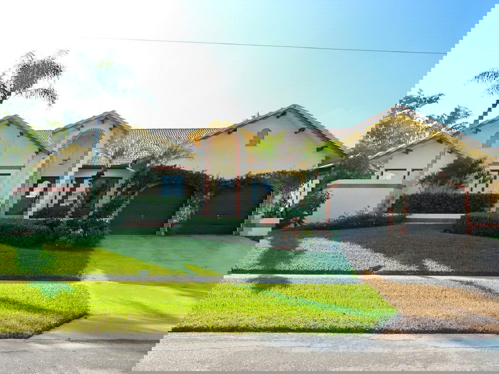 811 Bluebonnet Court - thumb 2