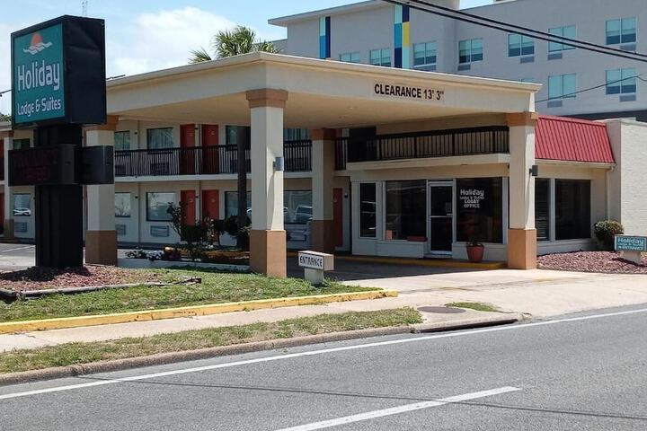 Holiday Lodge & Suites - Sunset Plaza - Fort Walton Beach - thumb 4