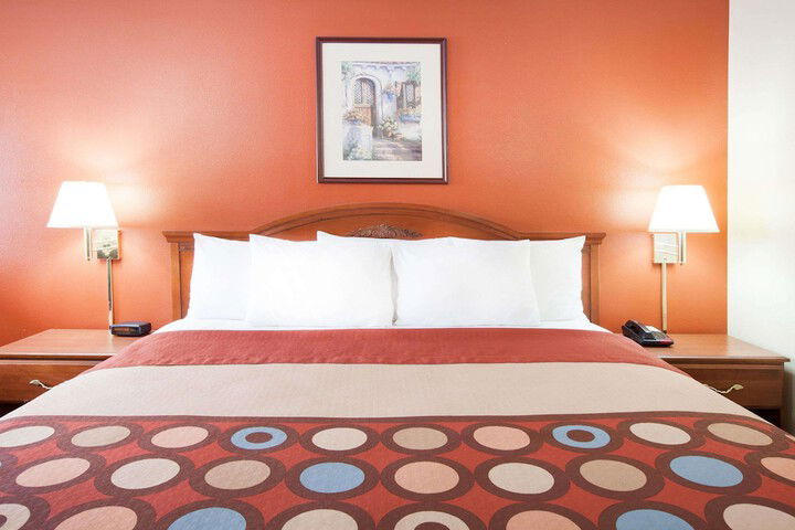 Super 8 By Wyndham White Hall - thumb 7