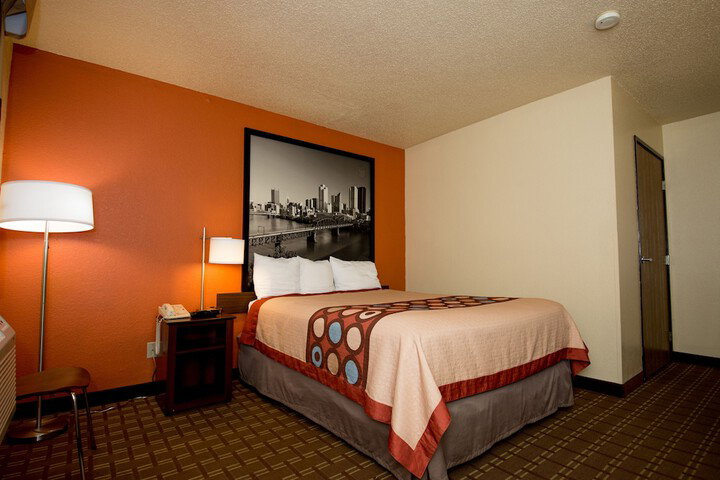 Super 8 By Wyndham Altoona - thumb 7