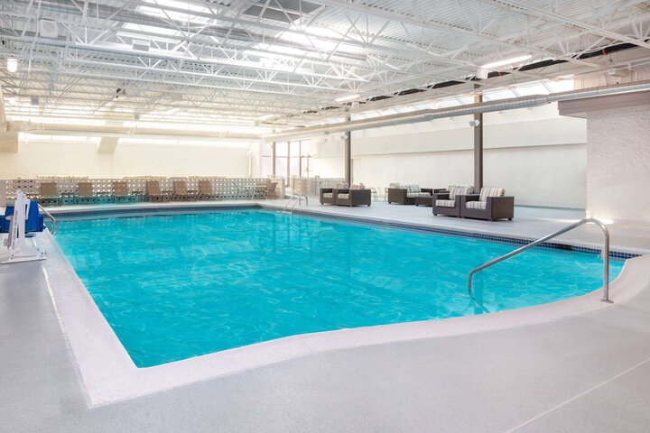 La Quinta Inn & Suites By Wyndham Clifton/Rutherford - thumb 5