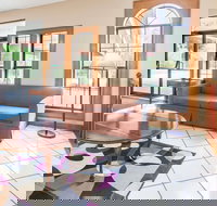 Super 8 by Wyndham Atchison - Accommodation Denver