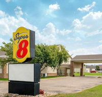 Super 8 by Wyndham Beresford - Accommodation Denver