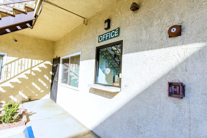 Hyland Motel Long Beach - thumb 2