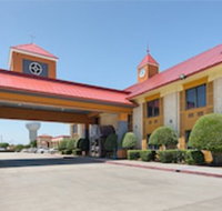 Red Roof Inn Plus Dallas - Addison - Accommodation Denver