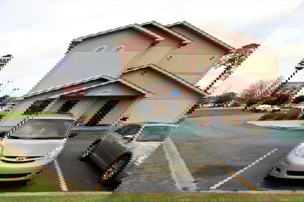 Knights Inn Albany - thumb 2