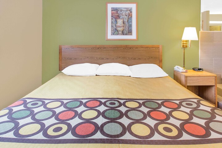 Super 8 By Wyndham East Moline - thumb 2