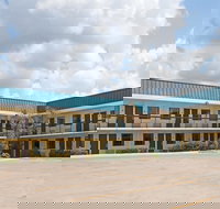 Days Inn by Wyndham Central San Antonio NW Medical Center - Accommodation Denver