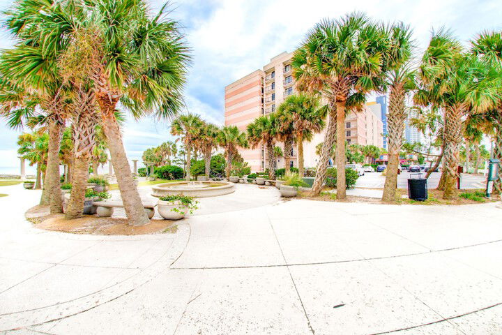Sandcastle Oceanfront Resort At The Pavilion - thumb 2