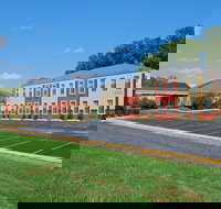 Clarion Pointe Corydon - Accommodation Denver