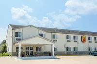 Super 8 by Wyndham Sweet Springs