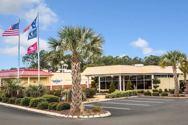 Rodeway Inn & Suites Wilmington North - thumb 2