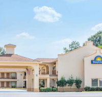 Days Inn by Wyndham Abbeville - Accommodation Denver