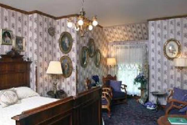 Oakenwald Terrace - thumb 0