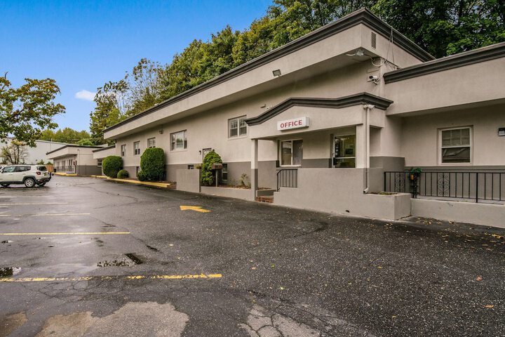 Motel 6 Tinton Falls, NJ â€“ Neptune - thumb 3