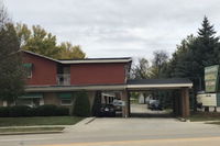 McGoverns Hotel and Suites