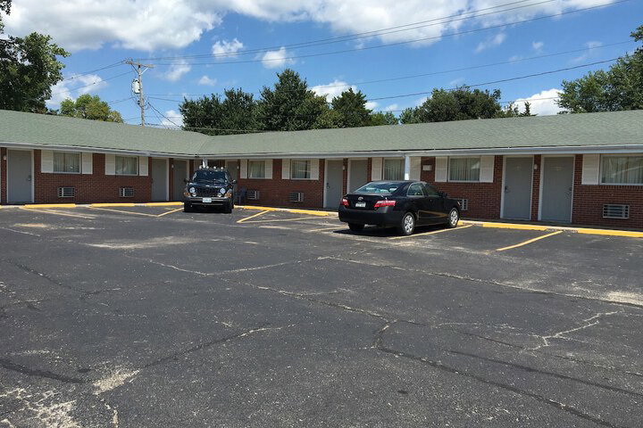 Guest House Motel - thumb 5