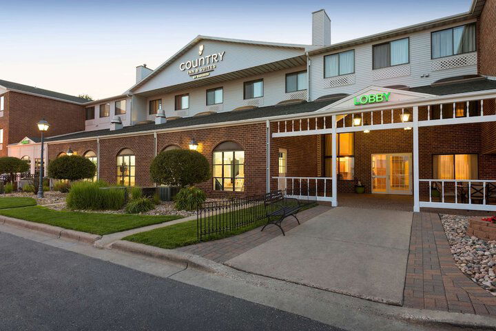 Country Inn & Suites By Radisson, Fargo, ND - thumb 1