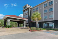 La Quinta Inn  Suites by Wyndham Leesville Ft. Polk