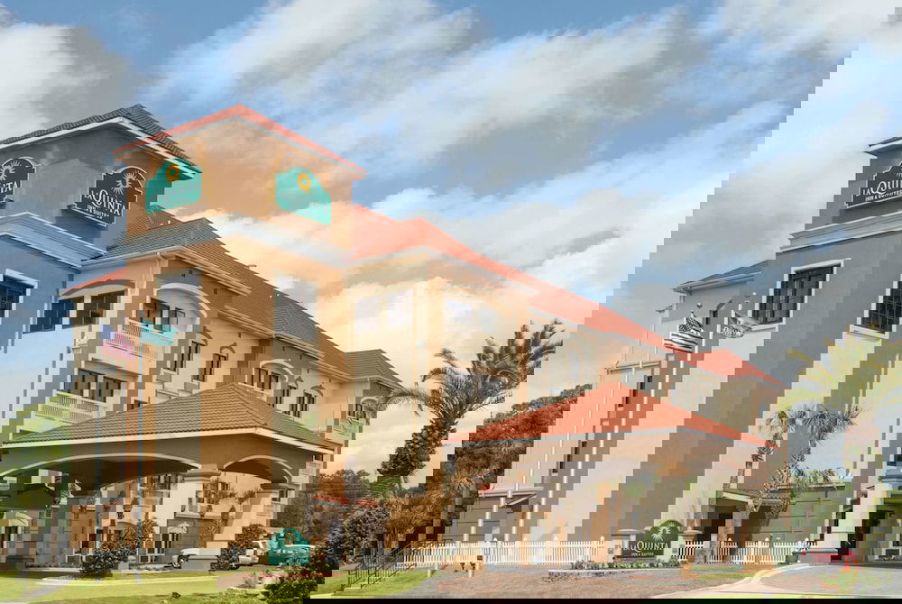 La Quinta Inn & Suites By Wyndham Fort Walton Beach - thumb 0