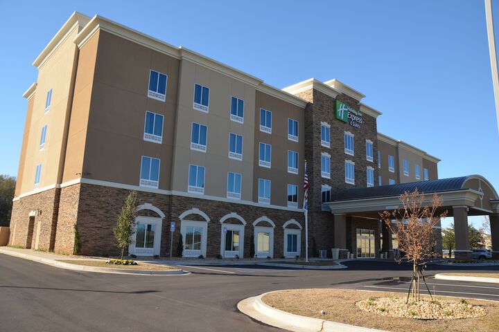 Holiday Inn Express Hotel & Suites Albany, An IHG Hotel - thumb 1