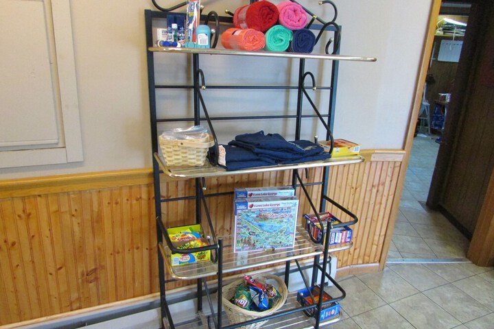 The Lake George Inn - thumb 6