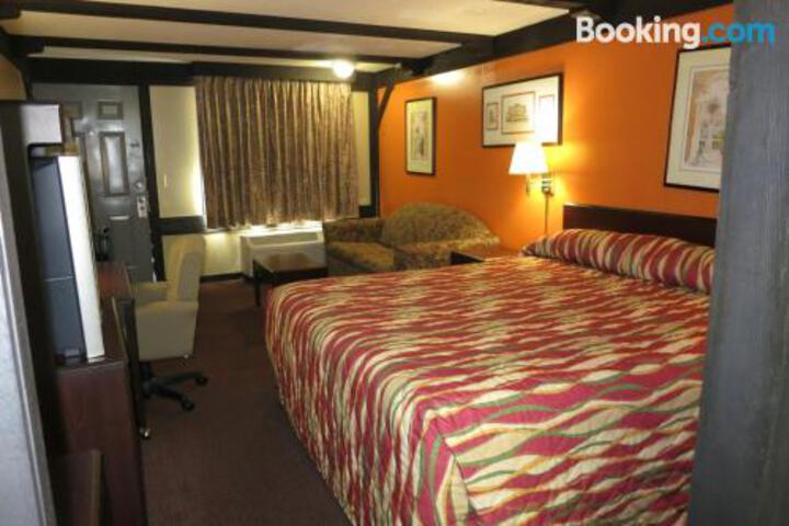 Kings Inn Albany - thumb 4