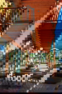 Elktrace Bed  Breakfast